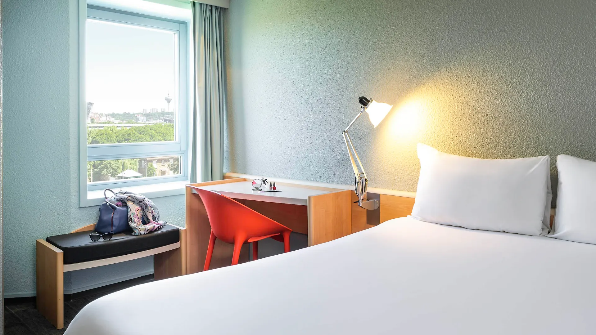 Ibis Paris La Villette Cite Des Sciences 19Eme Hotel