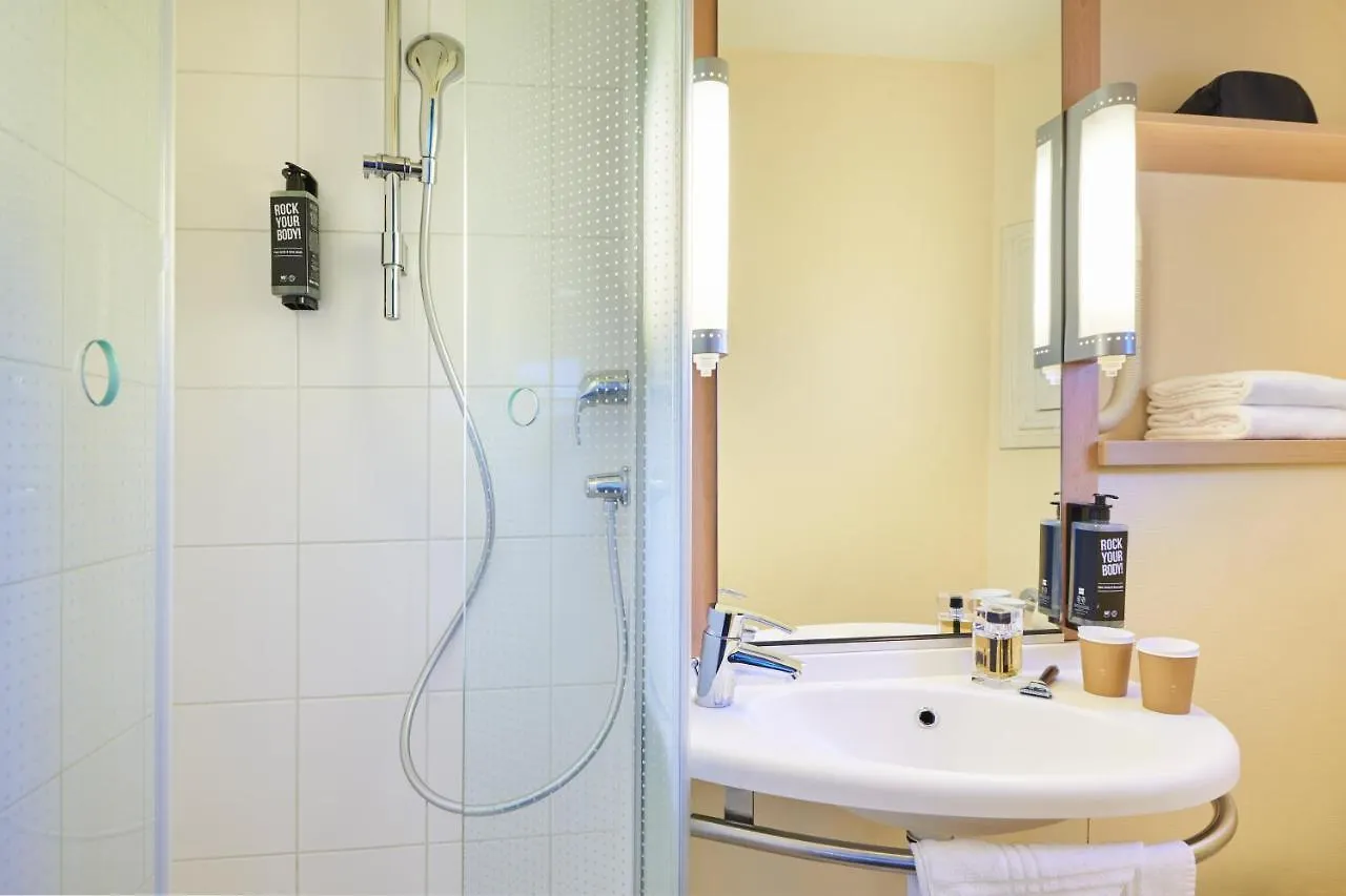 Ibis Paris La Villette Cite Des Sciences 19Eme Hotel