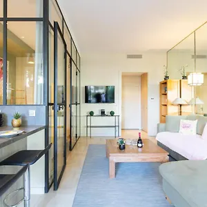 Gray D'albion Yourhosthelper Apartment Cannes