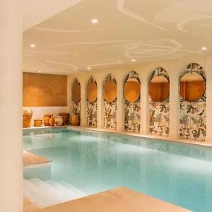 Hotel Bloom House &, Parijs