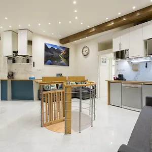 Apartamento Louvre Luxury &