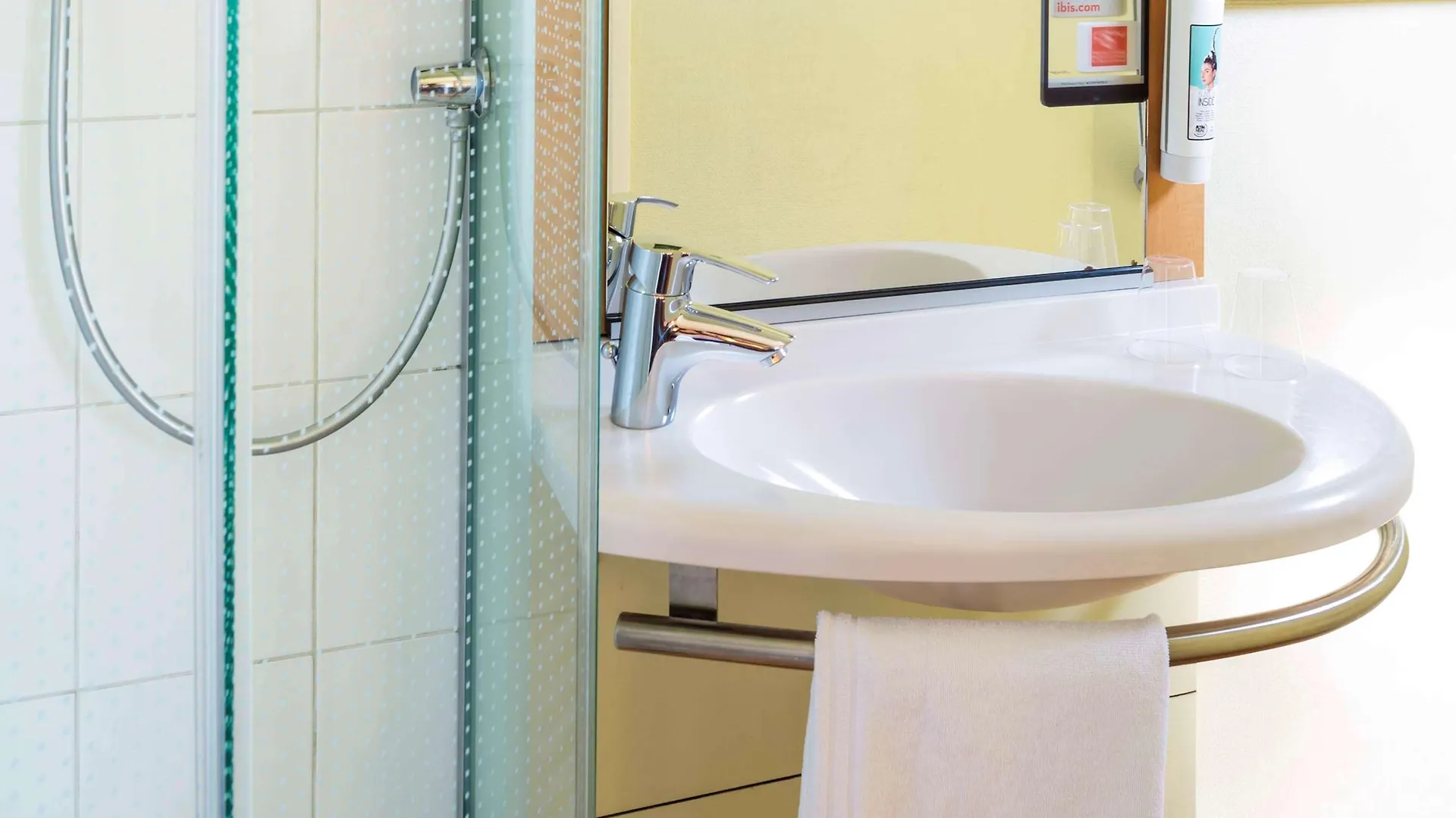 Ibis Paris La Villette Cite Des Sciences 19Eme Hotel