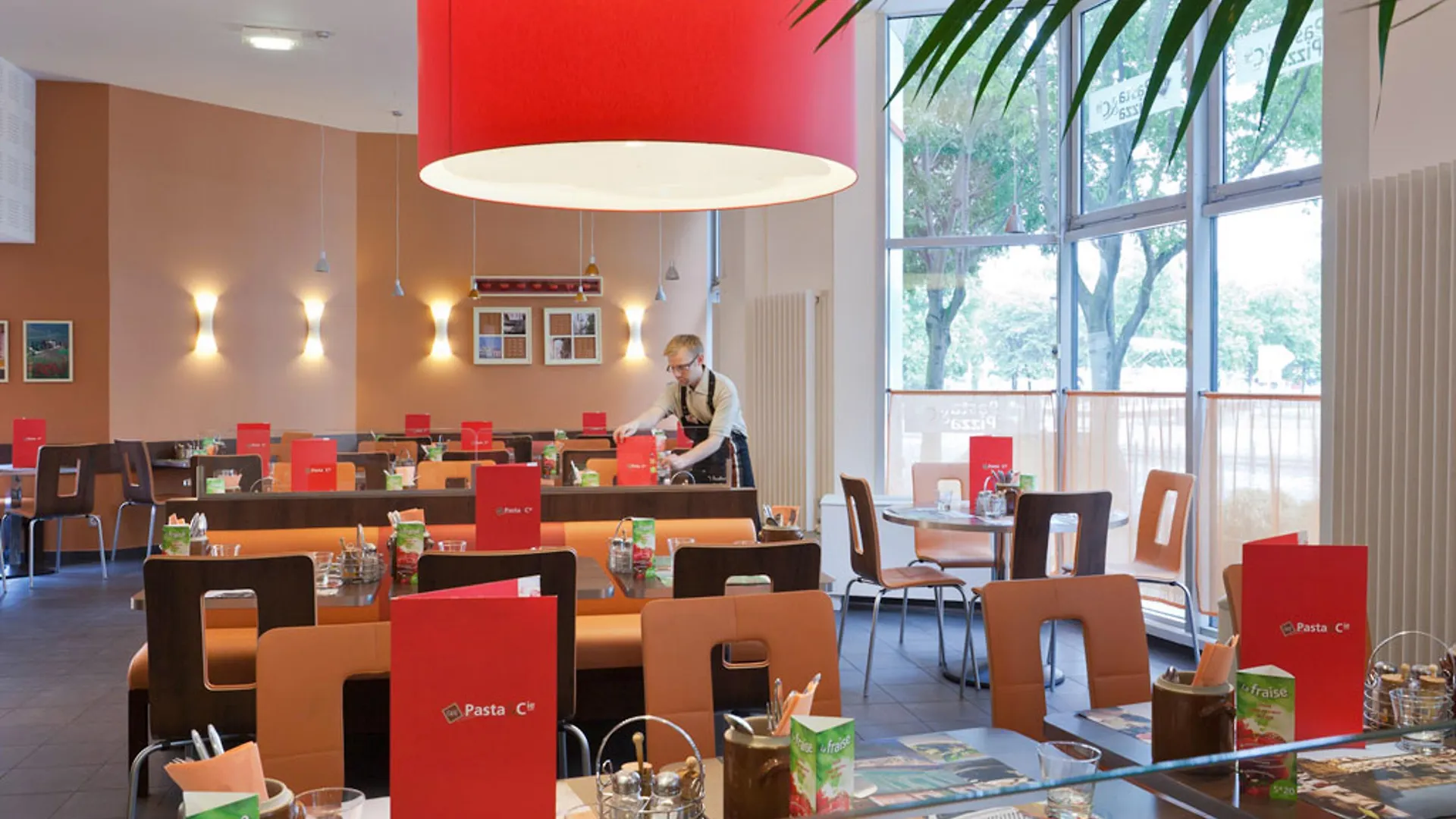 Ibis Paris La Villette Cite Des Sciences 19Eme